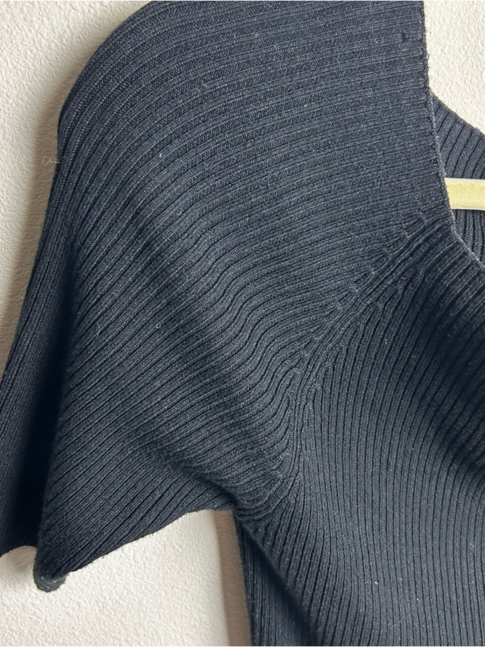 EttTwa by Anthropologie Boatneck ribbed short sleeve blouse black size: M - Picture 4 of 9